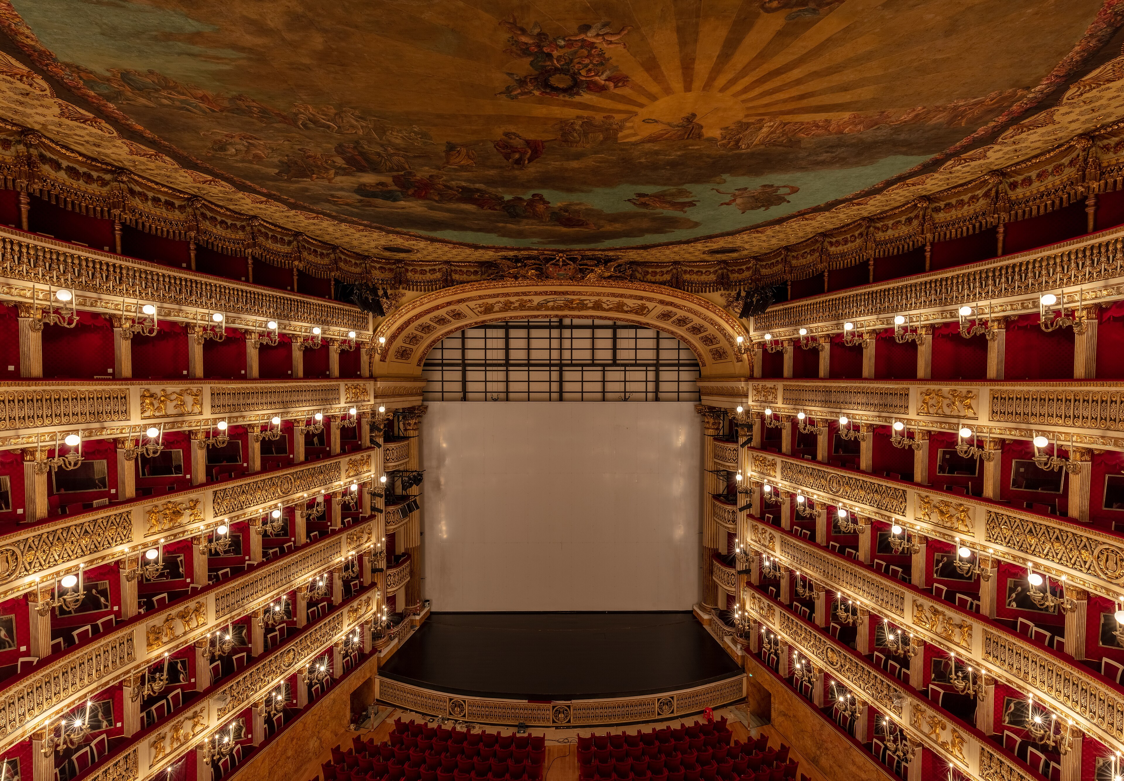 Naples and Buenos Aires Signed a Five-Year Opera Agreement in the Salón Dorado. The Deadline That Matters Is 2037.